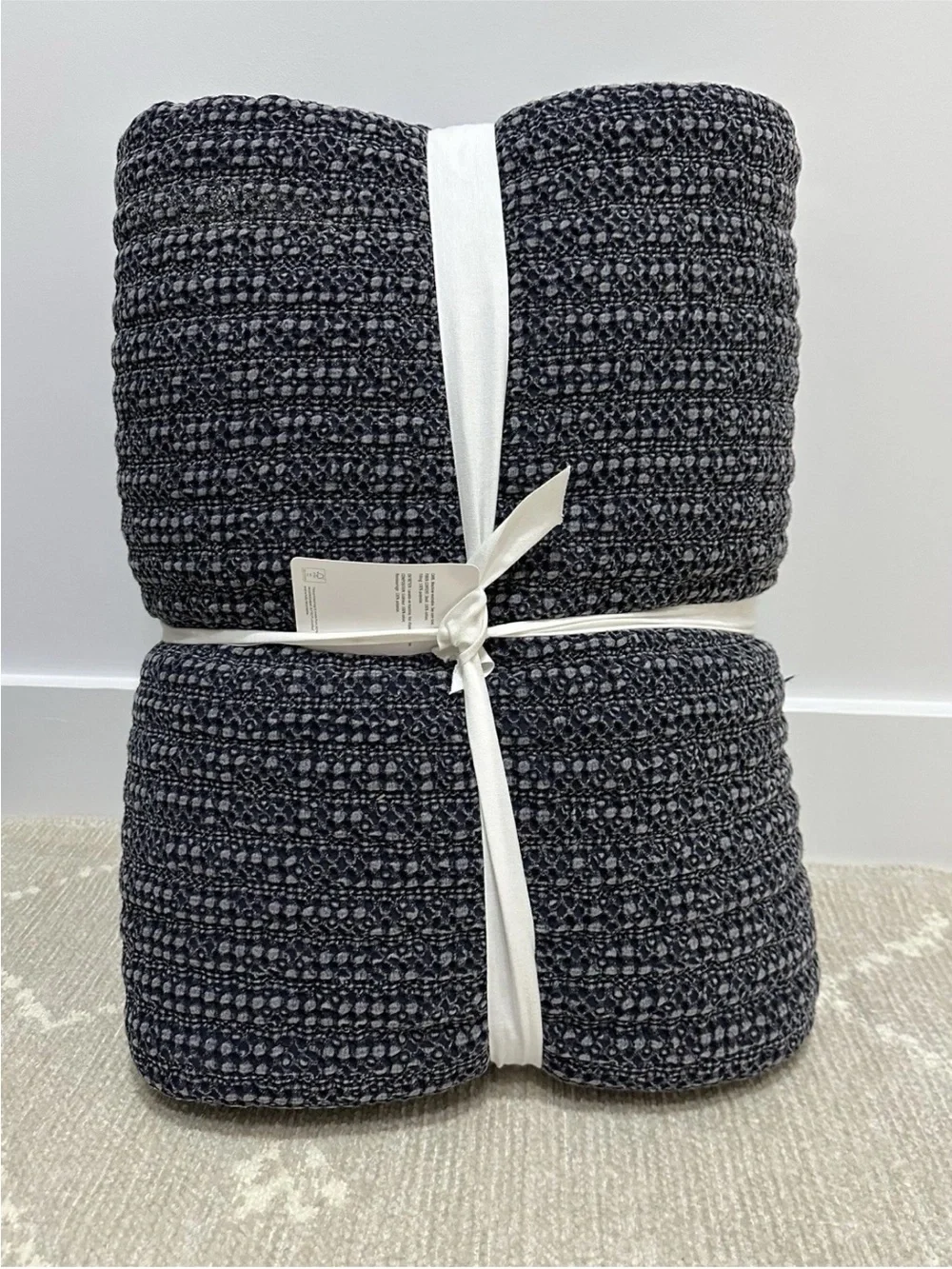Pottery Barn Honeycomb Quilt, Full/Queen, Midnight Blue